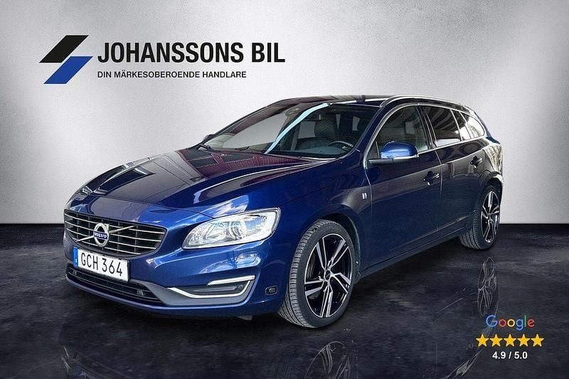Blå Begagnad 2015 Volvo V60 Ocean Race Kombi | 169 900 kr (Lite dyr) - Bild 1/4