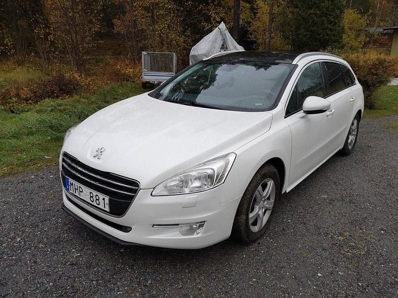 Vit Begagnad 2012 Peugeot 508 Kombi | 70 000 kr (Marknadspris) - Bild 1/4