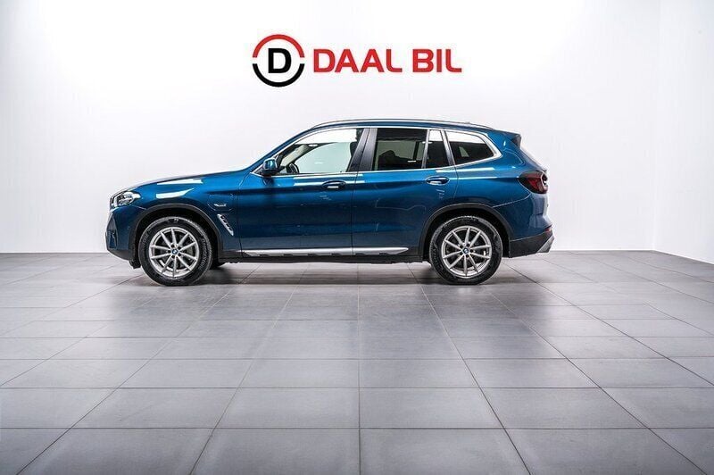 Blå Begagnad 2021 BMW X3 SUV | 389 700 kr (Marknadspris) - Bild 1/4
