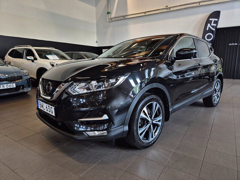 Svart Begagnad 2019 Nissan Qashqai N-Connecta SUV | 169 900 kr (Marknadspris) - Bild 1/4