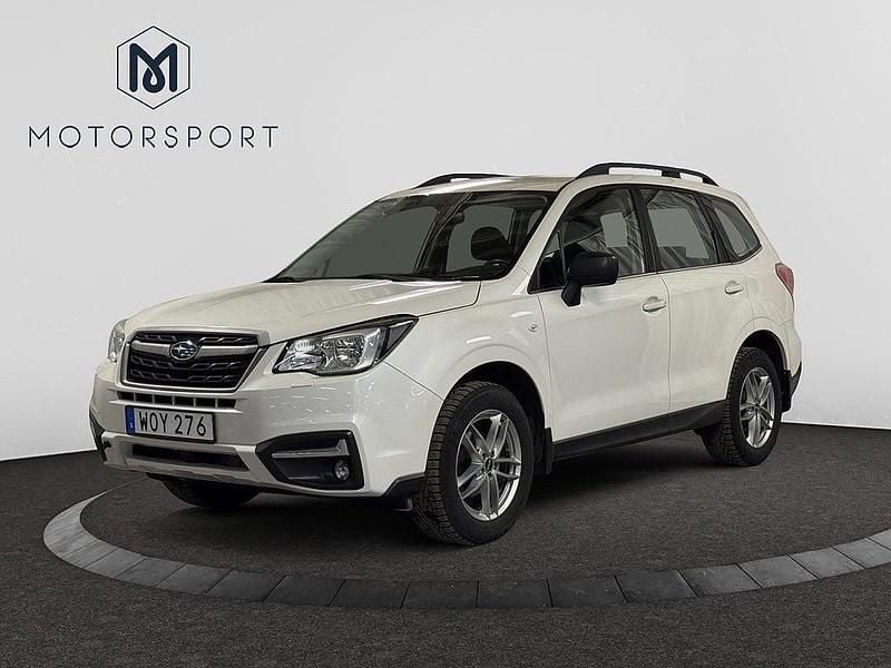 Vit Begagnad 2017 Subaru Forester SUV | 189 900 kr (Marknadspris) - Bild 1/3
