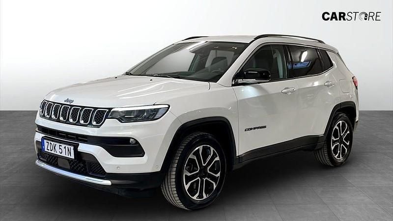 Vit Begagnad 2021 Jeep Compass SUV | 264 900 kr (Marknadspris) - Bild 1/4