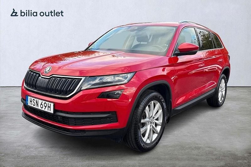 Röd Begagnad 2021 Skoda Kodiaq Business Line SUV | 299 901 kr (Marknadspris) - Bild 1/4