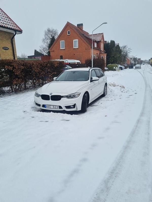 Begagnad BMW 320 184 HK (135 kW) 2014 Kombi