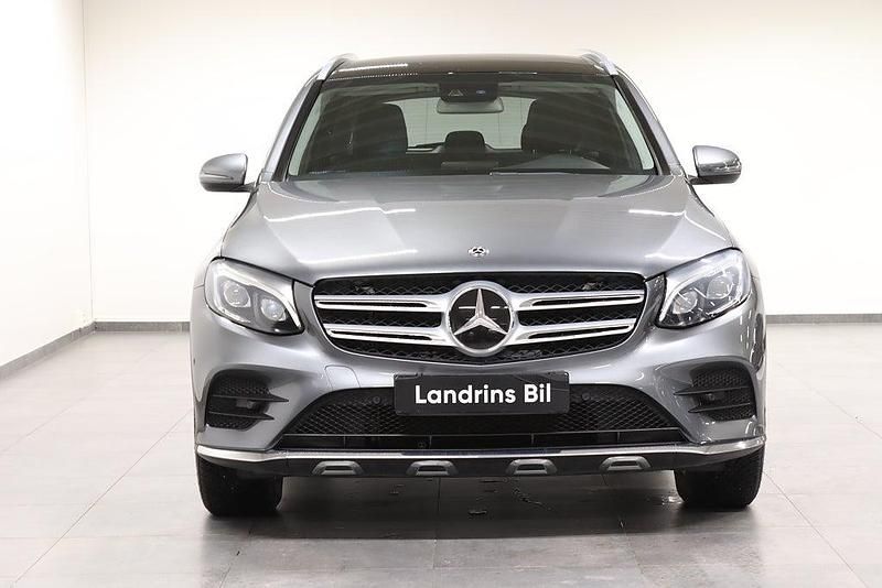 Begagnad Mercedes GLC220 AMG line 170 HK (125 kW) 2018 Grå SUV