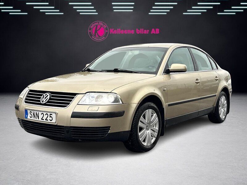 Ljusbrun Begagnad 2001 VW Passat Sedan | 13 900 kr (Marknadspris) - Bild 1/4