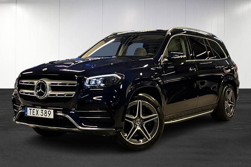 Mörkblå (blue) Begagnad 2022 Mercedes GLS400 AMG Line Premium Plus SUV | 809 900 kr (Bra pris) - Bild 1/4