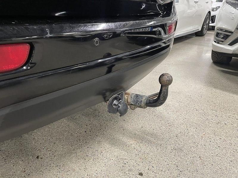 Begagnad Mitsubishi Outlander 203 HK (149 kW) 2014 Svart SUV