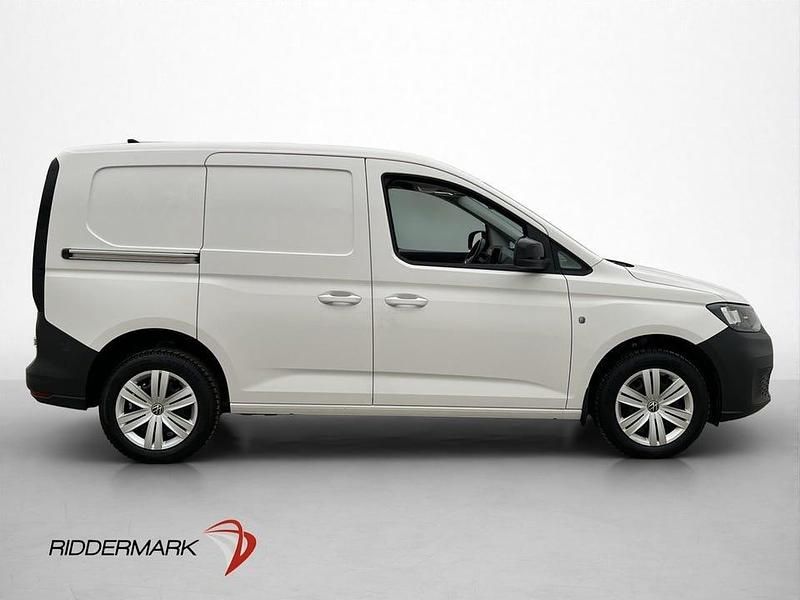 Begagnad VW Caddy 75 HK (55 kW) 2021 Vit Minibuss