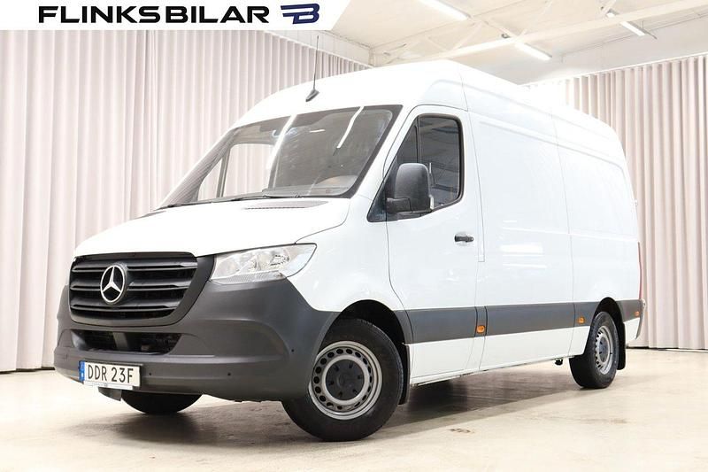 Vit Begagnad 2021 Mercedes Sprinter Van | 309 900 kr (Superpris) - Bild 1/4