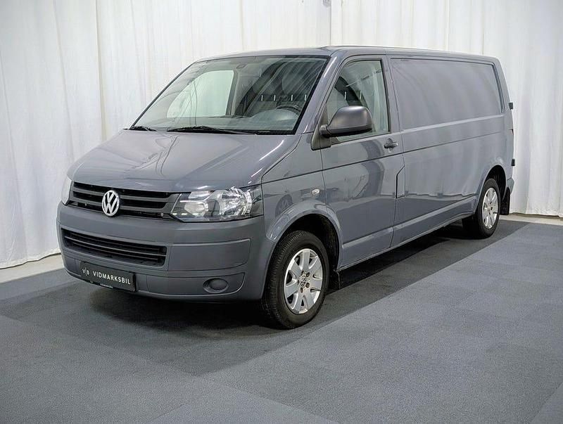 Grå Begagnad 2013 VW T5 Van | 99 900 kr (Marknadspris) - Bild 1/4