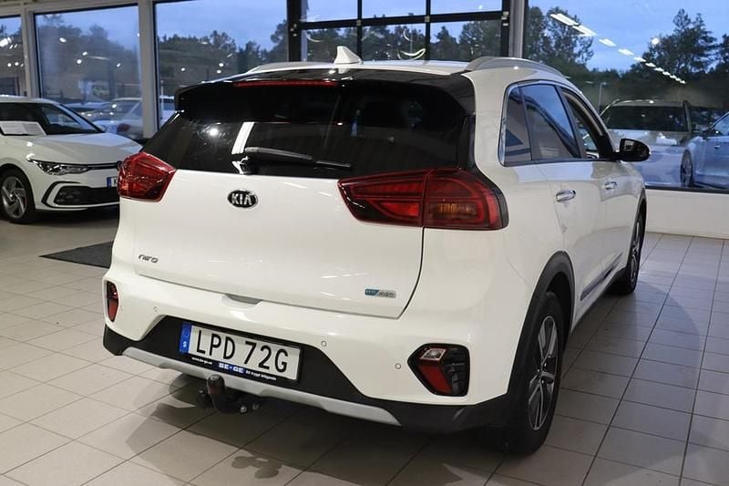 Begagnad Kia Niro 143 HK (105 kW) 2020 Vit SUV