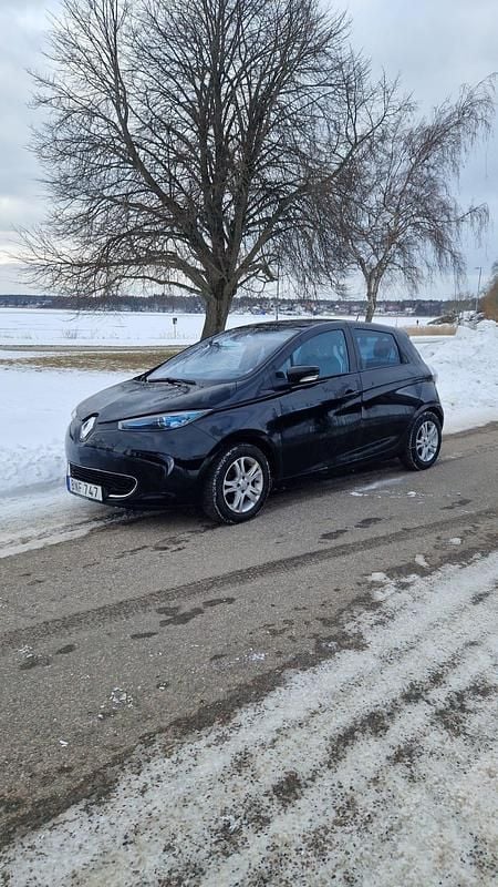 Begagnad Renault Zoe 64 kW (88 HK) 2015 Halvkombi