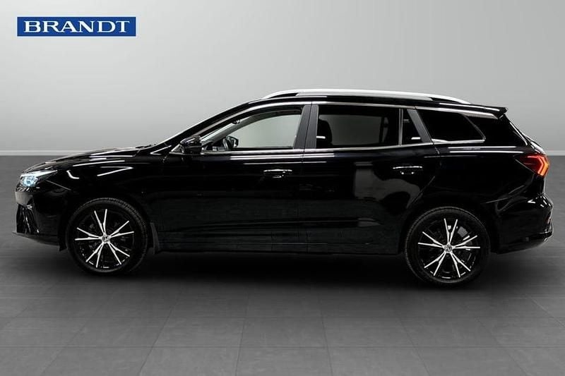 Begagnad MG MG5 EV Long Range Luxury 116 kW (158 HK) 2022 Svart Kombi