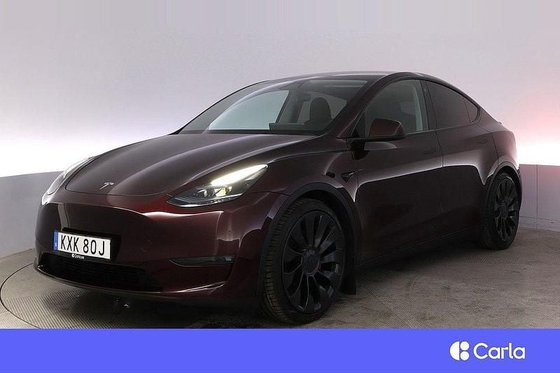 Röd Begagnad 2023 Tesla Model Y Performance SUV | 473 900 kr (Marknadspris) - Bild 1/4