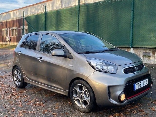 Grå Begagnad 2017 Kia Picanto Halvkombi | 84 500 kr (Marknadspris) - Bild 1/4