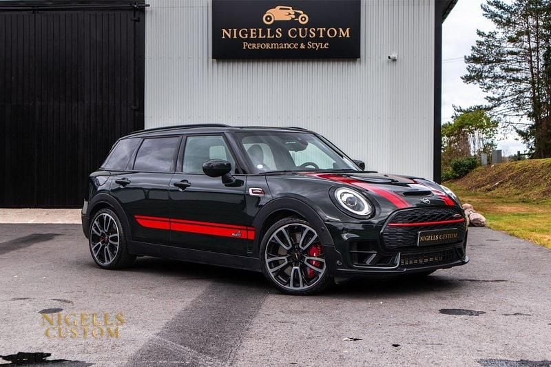 Grön Begagnad 2020 Mini John Cooper Works Clubman Chili Kombi | 320 000 kr (Marknadspris) - Bild 1/4