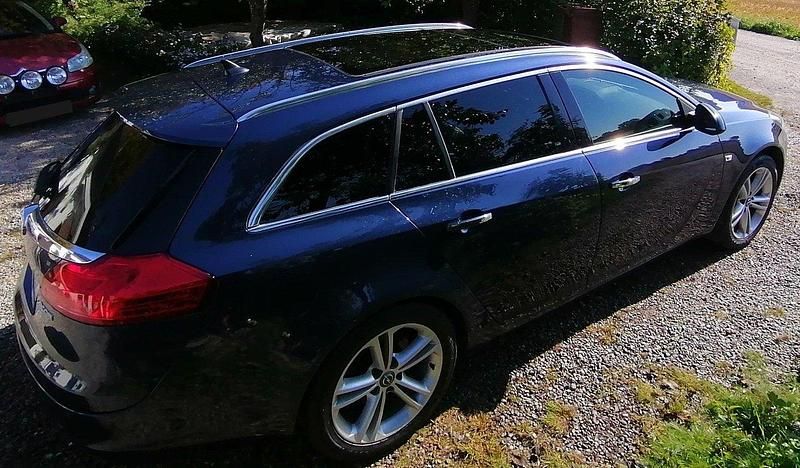 Begagnad 2013 Opel Insignia Kombi | 49 900 kr - Bild 1/4