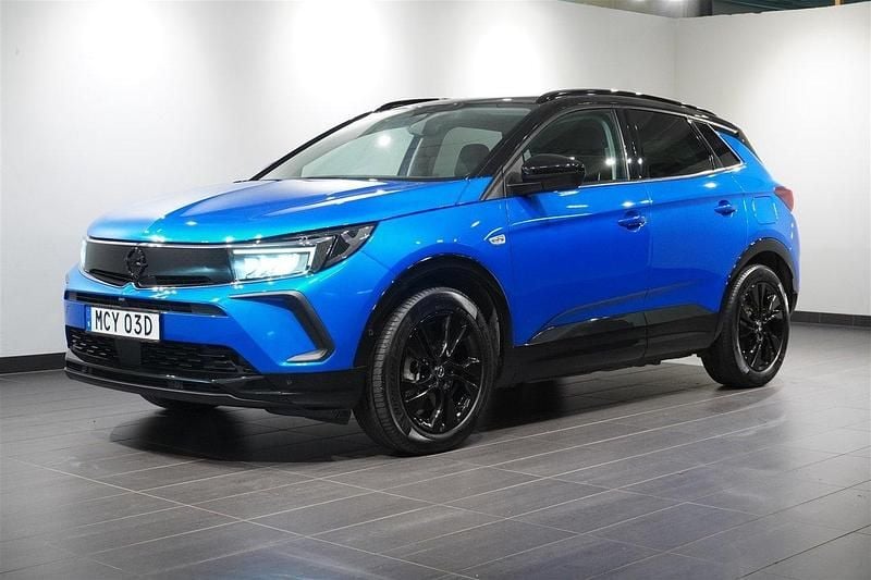 Blå Begagnad 2022 Opel Grandland X GS Line SUV | 289 900 kr (Lite dyr) - Bild 1/4