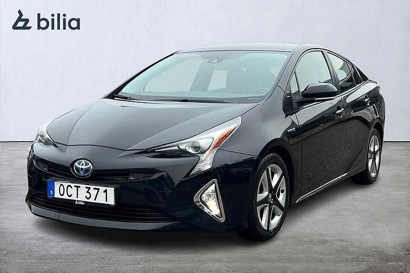 Svart Begagnad 2016 Toyota Prius Executive Halvkombi | 149 900 kr - Bild 1/3