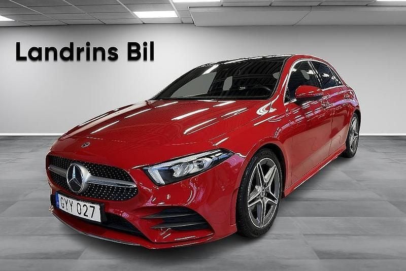 Röd Begagnad 2018 Mercedes A180 AMG Halvkombi | 229 900 kr (Marknadspris) - Bild 1/4