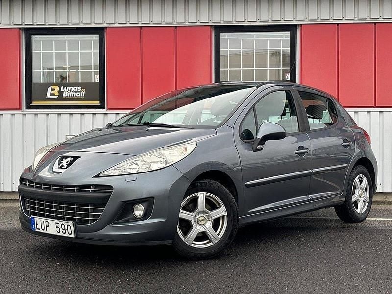 Mörkgrå Begagnad 2011 Peugeot 207 Halvkombi | 34 900 kr (Marknadspris) - Bild 1/4