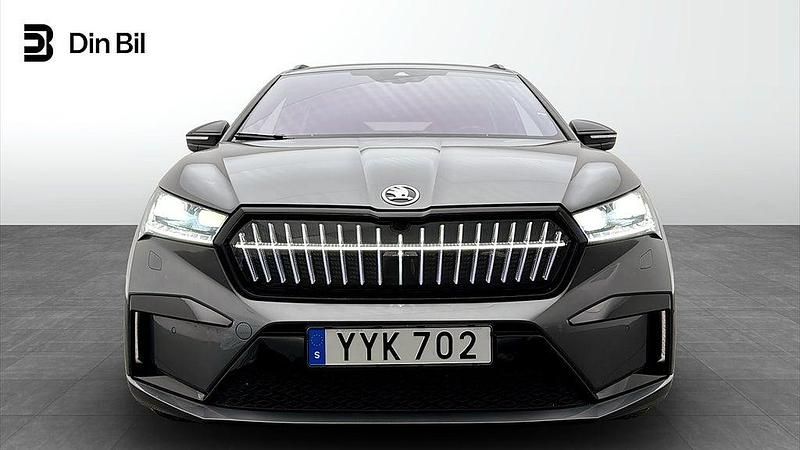 Begagnad Skoda Enyaq iV SportLine 194 kW (265 HK) 2023 Grå SUV