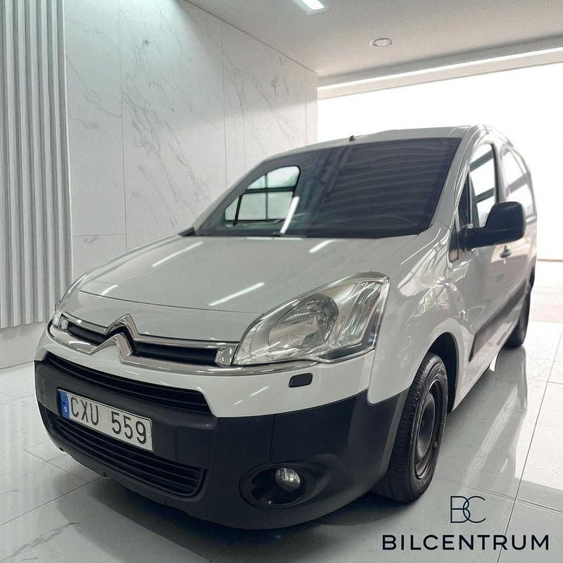 Vit Begagnad 2013 Citroën Berlingo Minibuss | 39 900 kr (Bra pris) - Bild 1/4
