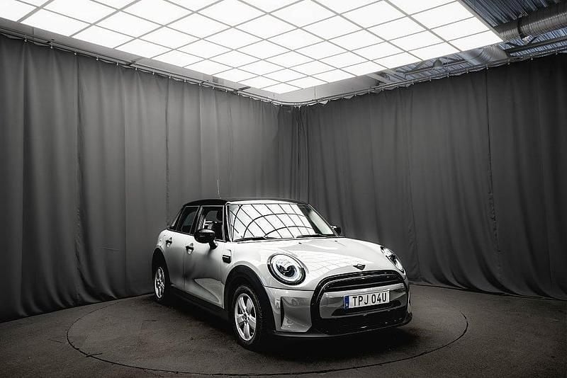 Begagnad Mini Cooper 136 HK (100 kW) 2022 Grå Halvkombi