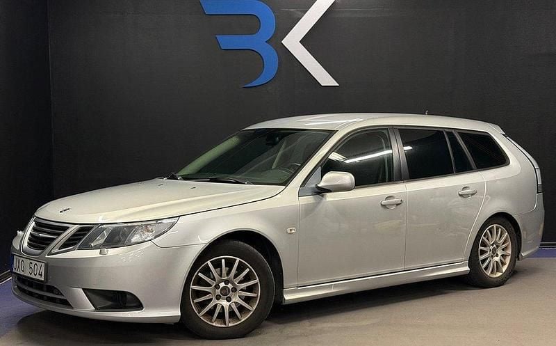 Grå Begagnad 2011 Saab 9-3 Kombi | 59 900 kr (Marknadspris) - Bild 1/4