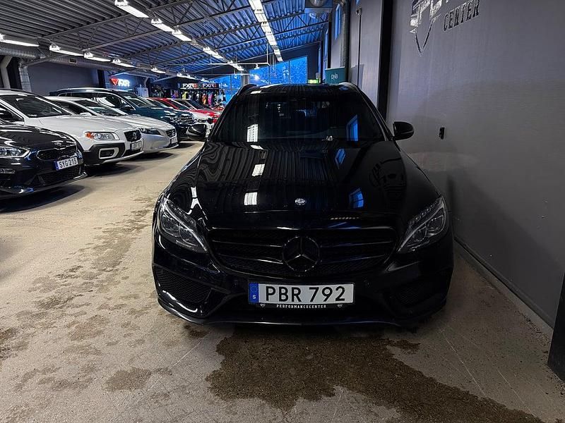 Begagnad Mercedes C220 AMG 170 HK (125 kW) 2017 Svart Kombi