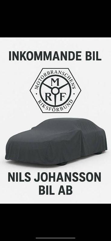 Vit Begagnad 2018 Mercedes GLA220 AMG SUV | 249 900 kr (Lite dyr) - Bild 1/1