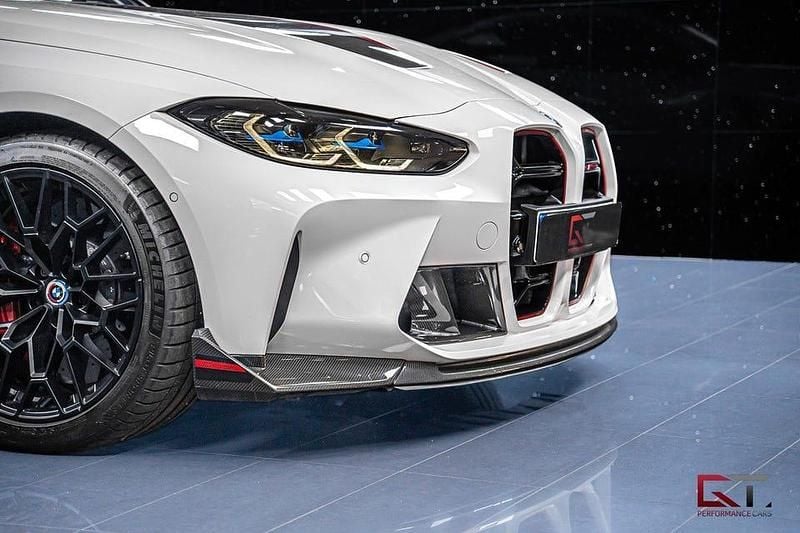 Begagnad BMW M4 Shadowline 550 HK (404 kW) 2023 Alpine white Sportkupé