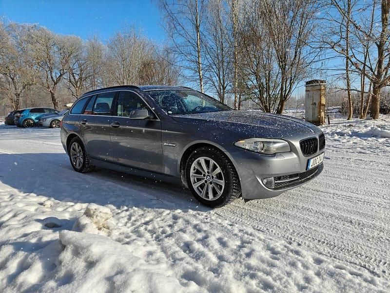 Begagnad BMW 530 258 HK (189 kW) 2012 Kombi