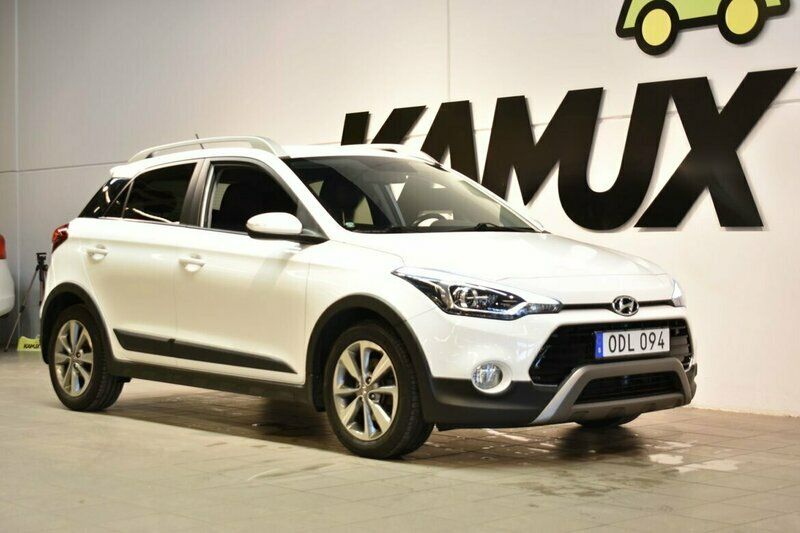 Vit Begagnad 2016 Hyundai i20 Active SUV | 119 900 kr (Marknadspris) - Bild 1/4