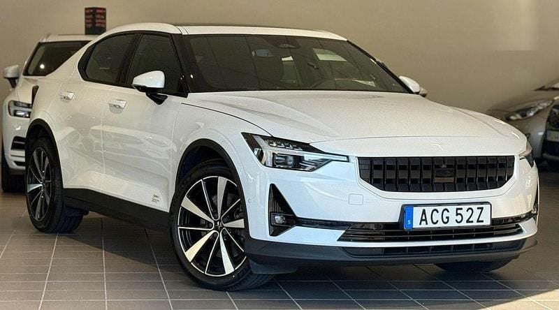Vit Begagnad 2021 Polestar 2 Pilot Sedan | 359 900 kr (Marknadspris) - Bild 1/4