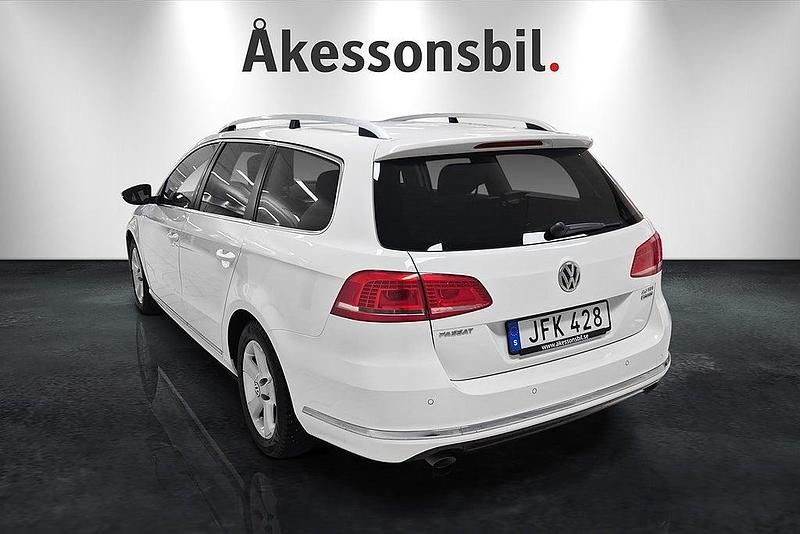 Begagnad VW Passat R-line 177 HK (130 kW) 2014 Vit Kombi