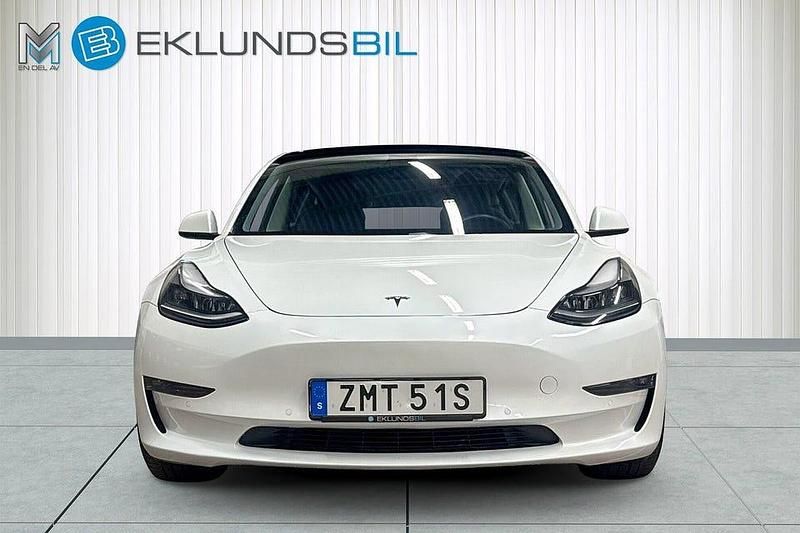 Begagnad Tesla Model 3 Performance 377 kW (513 HK) 2020 Vit Sedan