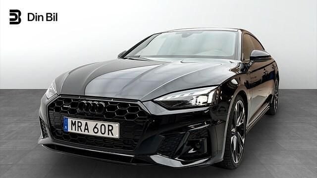 Mytsvart metallic Begagnad 2024 Audi A5 Sportback S-Line | 619 000 kr (Lite dyr) - Bild 1/4