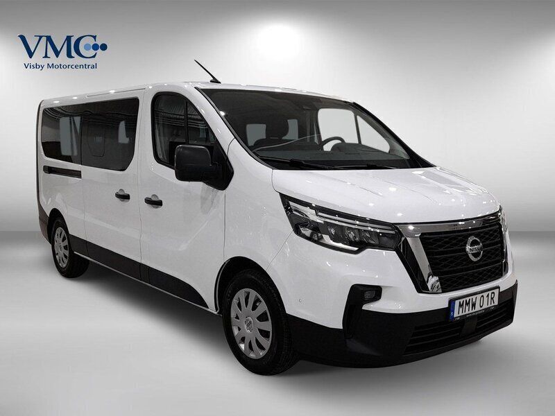 Vit Begagnad 2023 Nissan Primastar Minibuss | 399 000 kr (Dyr) - Bild 1/3