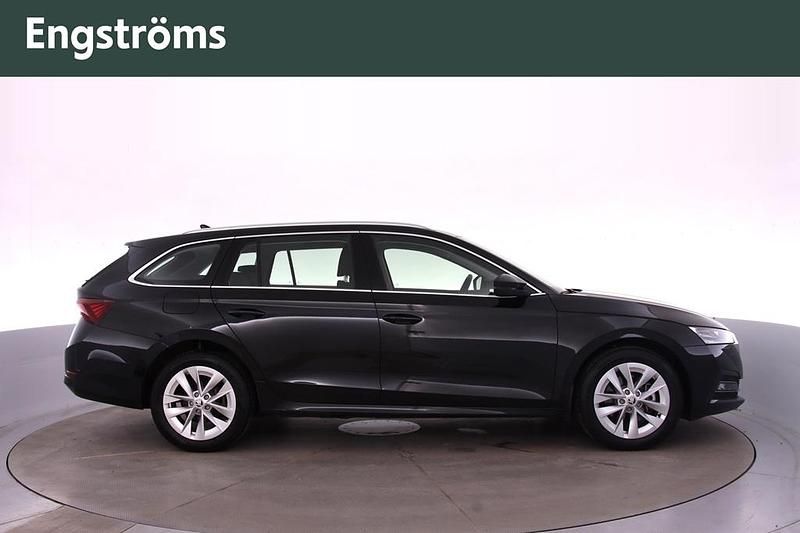 Begagnad Skoda Octavia Style 150 HK (110 kW) 2024 Svart Kombi