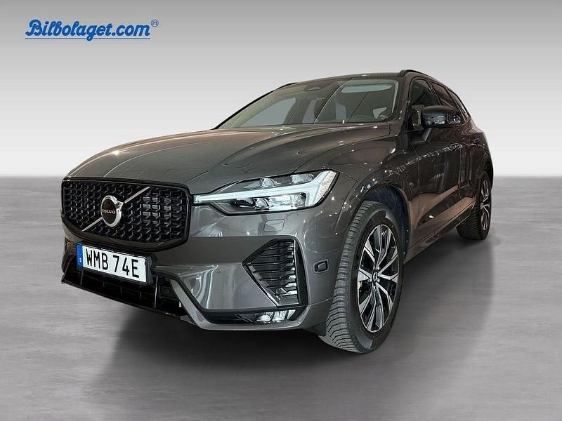Grå Begagnad 2024 Volvo XC60 Plus SUV | 542 900 kr (Dyr) - Bild 1/4