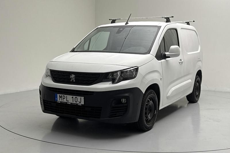 Vit Begagnad 2019 Peugeot Partner Minibuss | 130 000 kr - Bild 1/4