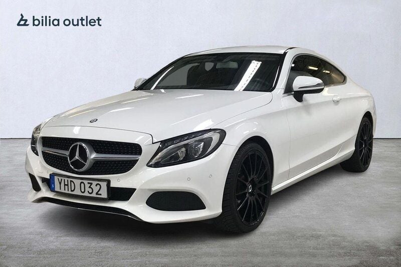Vit Begagnad 2015 Mercedes C200 Edition 1 Sportkupé | 219 900 kr (Marknadspris) - Bild 1/3