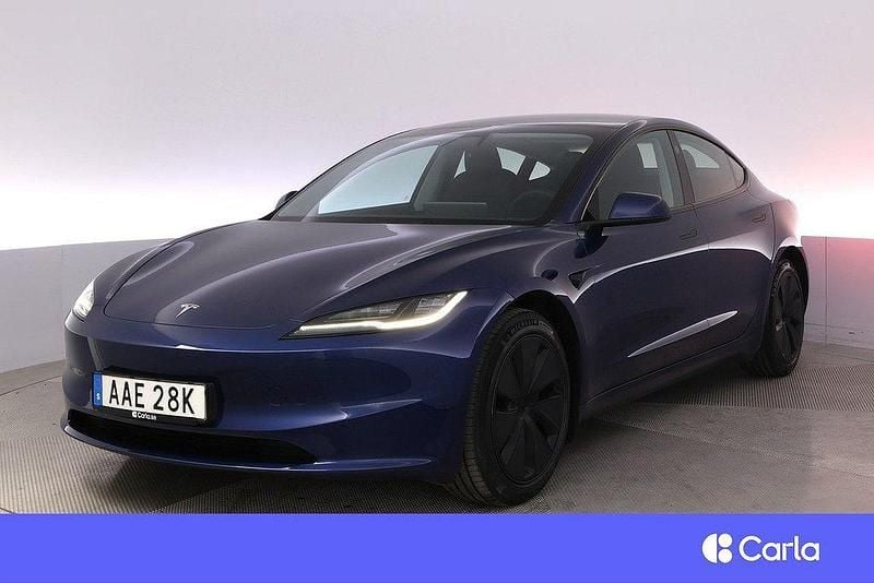 Blå Begagnad 2024 Tesla Model 3 Long Range AWD Sedan | 485 900 kr (Dyr) - Bild 1/2