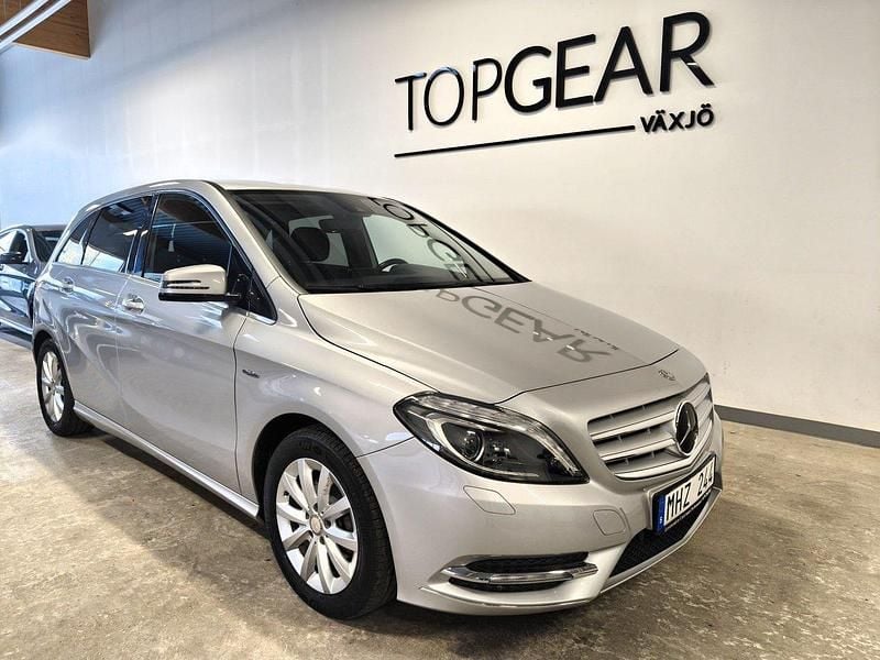 Silver Begagnad 2012 Mercedes B180 Minibuss | 139 000 kr (Marknadspris) - Bild 1/4