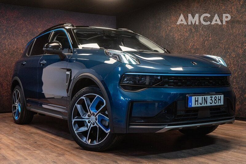 Blå Begagnad 2021 Lynk & Co 01 SUV | 268 500 kr - Bild 1/4