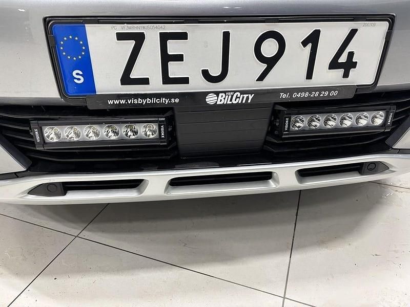 Begagnad Peugeot 3008 132 HK (97 kW) 2018 Grå SUV