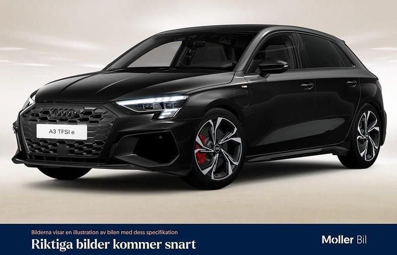 Svart Begagnad 2022 Audi A3 S-Line | 309 900 kr (Marknadspris) - Bild 1/4