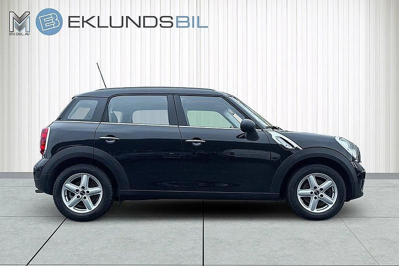 Begagnad Mini One Countryman 98 HK (72 kW) 2014 Absolute black metallic SUV